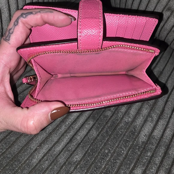 Coach Pink Leather Wallet - Picture 3 of 5